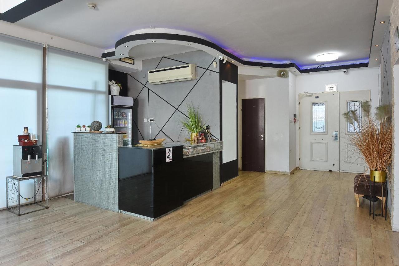 Nofim Suites Tiberias Exteriör bild