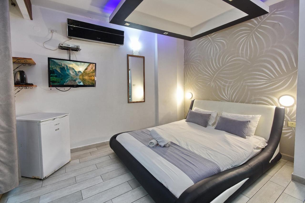 Nofim Suites Tiberias Exteriör bild