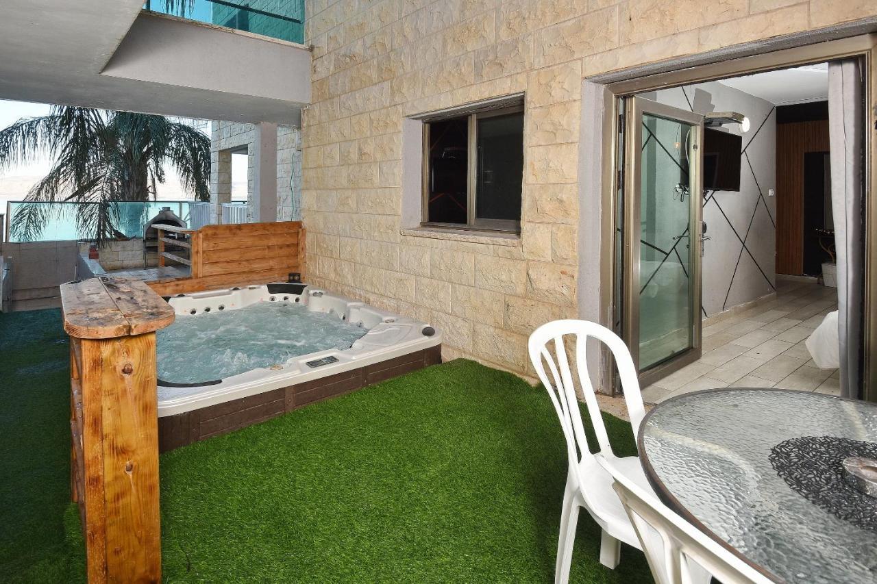 Nofim Suites Tiberias Exteriör bild