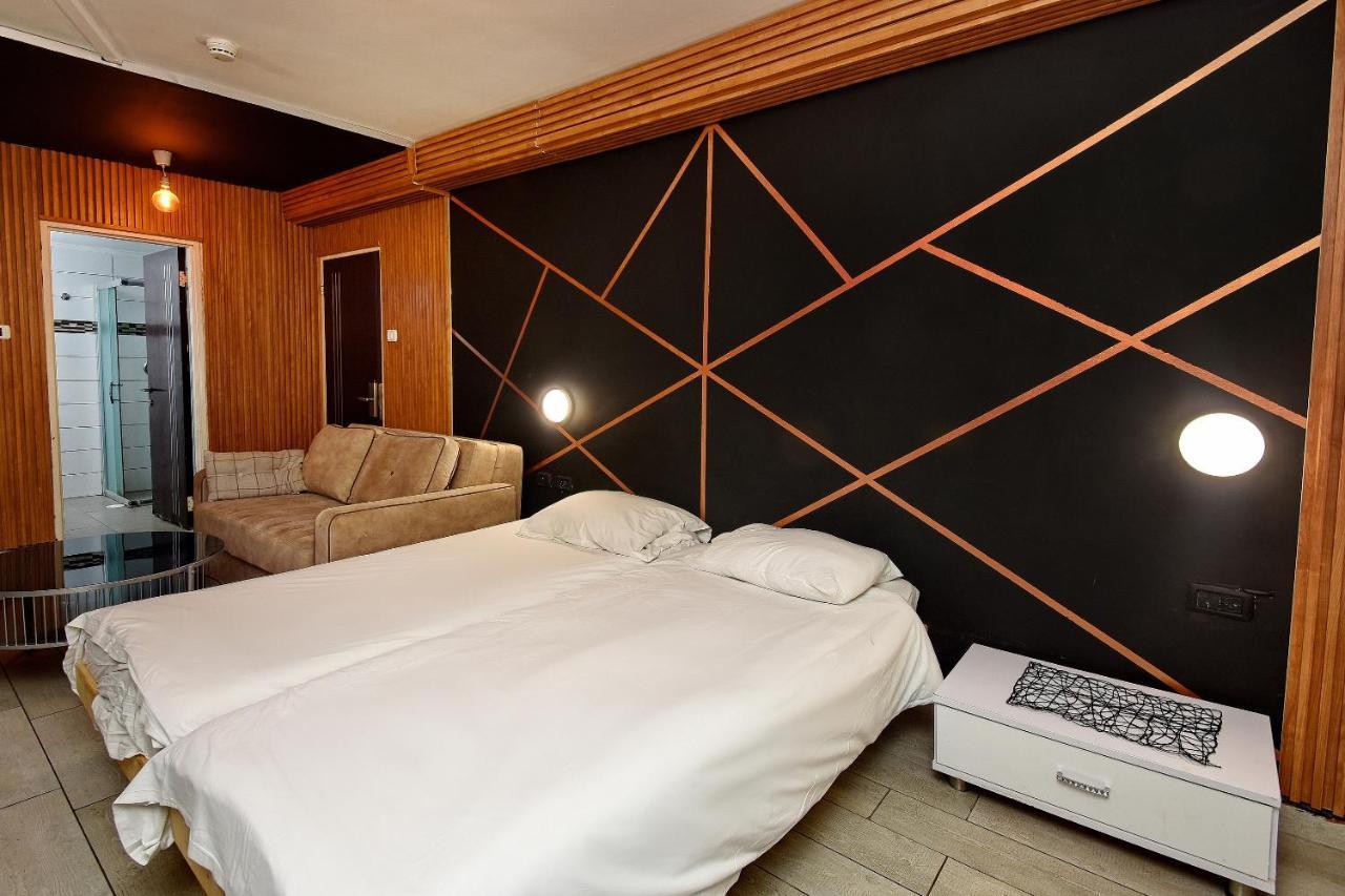 Nofim Suites Tiberias Exteriör bild