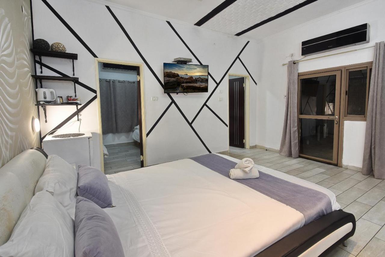 Nofim Suites Tiberias Exteriör bild