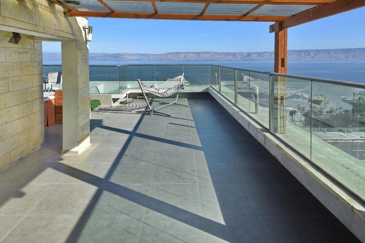 Nofim Suites Tiberias Exteriör bild